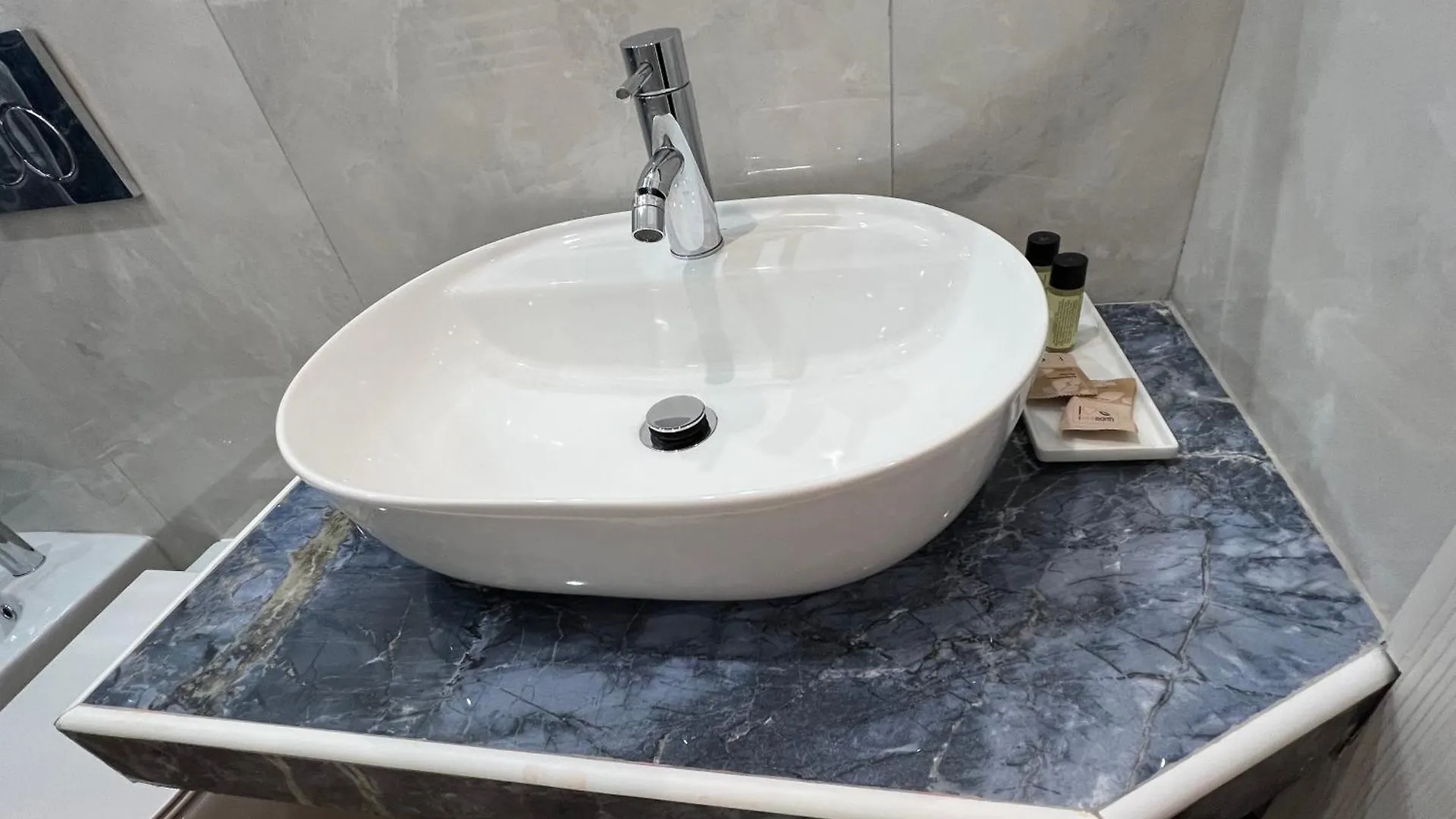 Ele Suites Pantheon Rome 0*,  Italy