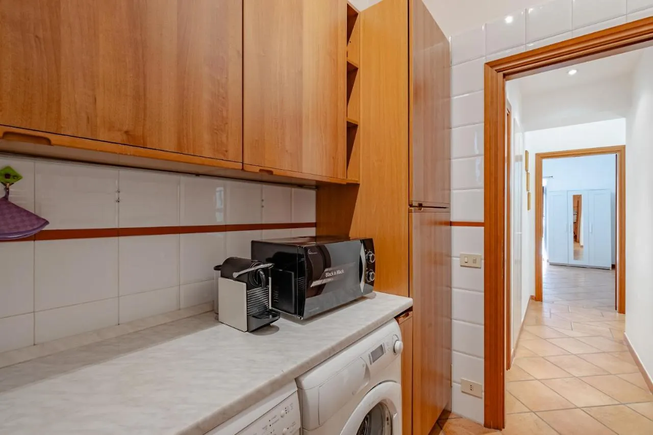Apartment Ele Home Pantheon Rome Italy