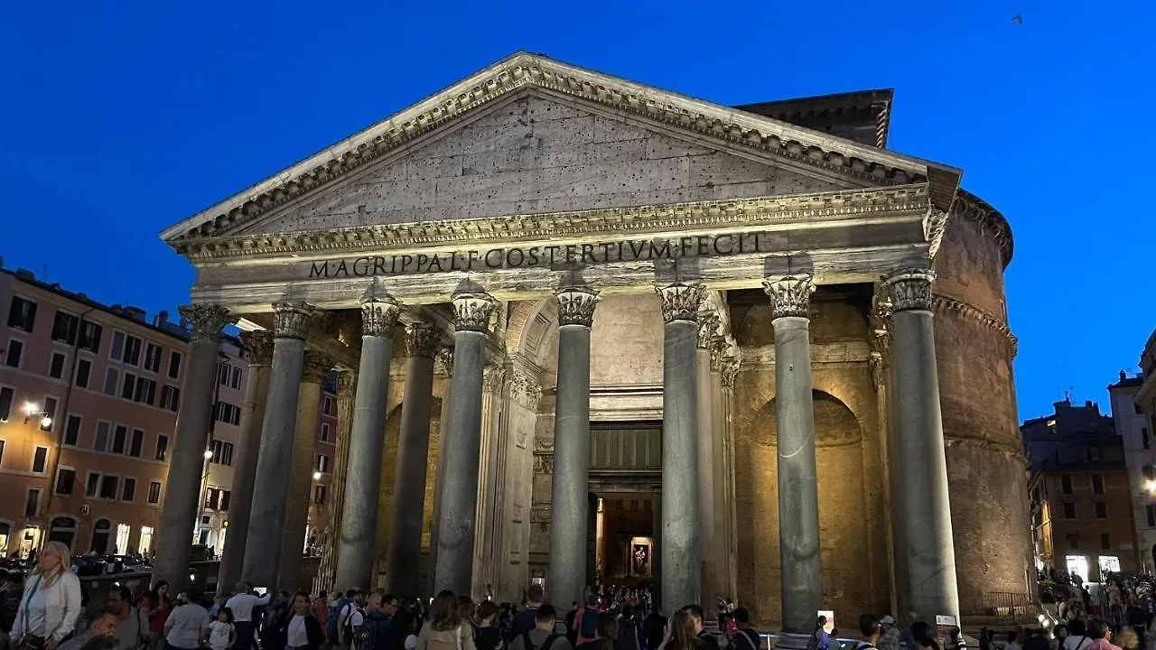Apartment Ele Home Pantheon Rome